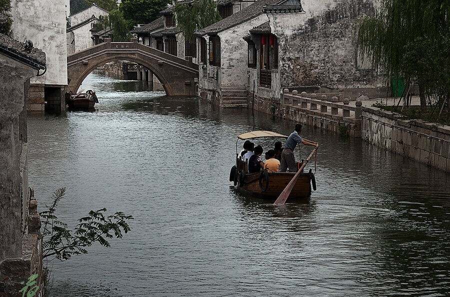 江南水乡风情，诗意人生的韵味画卷